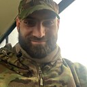 Знакомства: Максим, 32 года, Чернигов