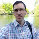 Знакомства: Максим, 34 года, Саратов