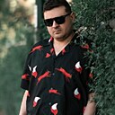 Знакомства: Илья, 26 лет, Несвиж