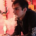 Знакомства: Илья, 26 лет, Киров