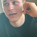 Знакомства: Денис, 31 год, Шахты