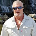 Знакомства: Виктор, 69 лет, Владивосток