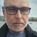 Знакомства: Олег, 64 года, Санкт-Петербург