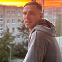 Знакомства: Максим, 40 лет, Алчевск