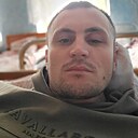 Знакомства: Игор, 30 лет, Синельниково