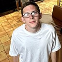 Знакомства: Александр, 23 года, Иваново