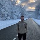 Знакомства: Дмитрий, 25 лет, Северодвинск