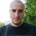 Знакомства: Артем, 33 года, Могилев