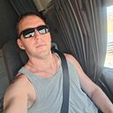 Знакомства: Виктор, 38 лет, Уральск