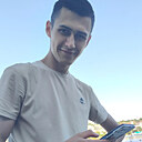 Знакомства: Дмитрий, 23 года, Енакиево