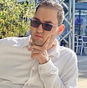 Знакомства: Рустам, 23 года, Екатеринбург