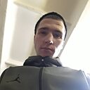 Знакомства: Артём, 21 год, Благовещенск