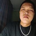 Знакомства: Максим, 22 года, Абакан