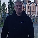 Знакомства: Виталий, 32 года, Луга