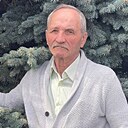 Знакомства: Александр, 69 лет, Алтайское