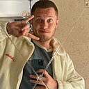 Знакомства: Артем, 25 лет, Симферополь