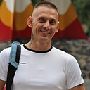 Знакомства: Евгений, 44 года, Уссурийск