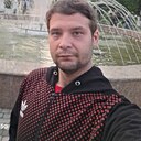 Знакомства: Максим, 24 года, Выселки