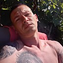 Знакомства: Павел, 31 год, Саратов