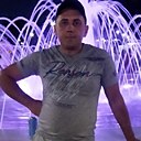 Знакомства: Юра, 39 лет, Новошахтинск