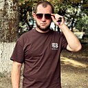 Знакомства: Максим, 32 года, Кременчуг