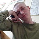 Знакомства: Денис, 21 год, Киров