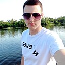 Знакомства: Максим, 19 лет, Каменское