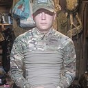 Знакомства: Михаил, 24 года, Луганск