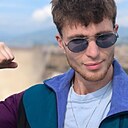 Знакомства: Konstantin, 31 год, Болонья