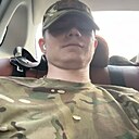 Знакомства: Данил, 29 лет, Амвросиевка