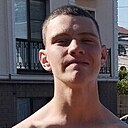 Знакомства: Валера, 22 года, Воронеж