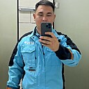 Знакомства: Дамир, 32 года, Астрахань