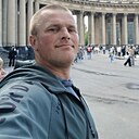 Знакомства: Саша, 33 года, Малаховка