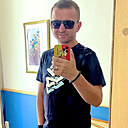 Знакомства: Максим, 32 года, Глубокое