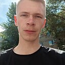 Знакомства: Кирилл, 24 года, Саратов