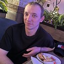 Знакомства: Макс, 30 лет, Крымск