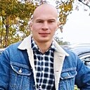 Знакомства: Дмитрий, 27 лет, Шклов