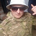 Знакомства: Илья, 31 год, Луганск