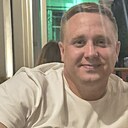Знакомства: Денчик, 35 лет, Ейск