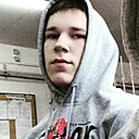 Знакомства: Данила, 25 лет, Белово