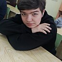 Знакомства: Илья, 19 лет, Воткинск