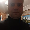 Знакомства: Олег, 37 лет, Великий Новгород