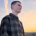 Знакомства: Матвей, 20 лет, Миасс