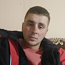 Знакомства: Александр, 28 лет, Воложин