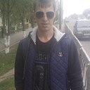 Знакомства: Виктор, 32 года, Орел