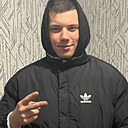Знакомства: Кирилл, 24 года, Мурманск