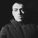 Знакомства: Серёга, 29 лет, Макинск