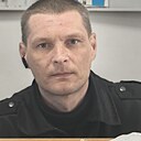 Знакомства: Толик, 38 лет, Южно-Курильск