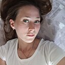 Знакомства: Евженька, 29 лет, Воткинск