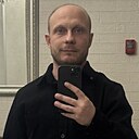 Знакомства: Иван, 33 года, Челябинск